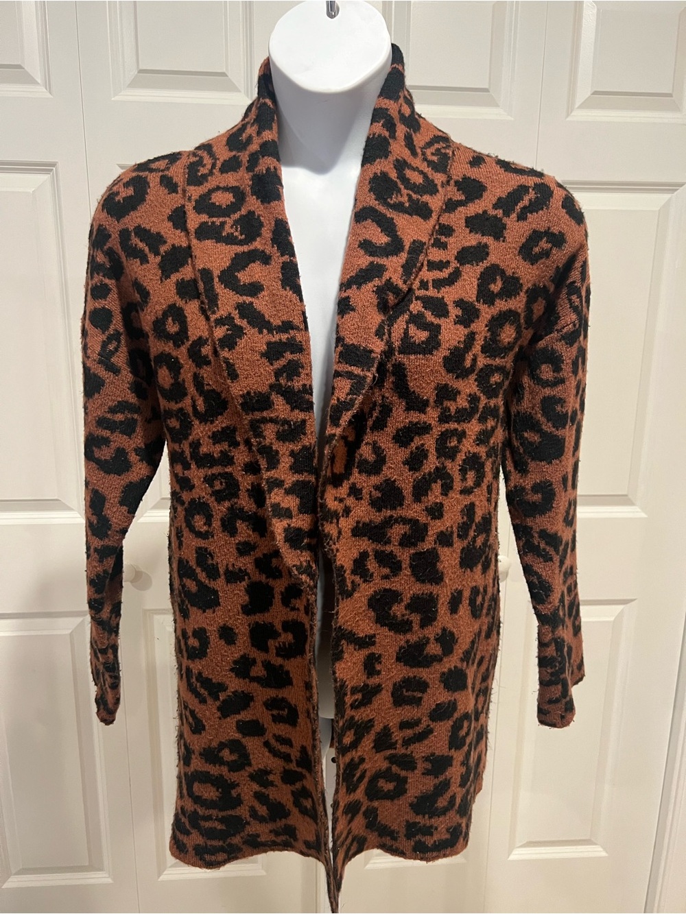 1 Time and Tru Leopard Knit Cardigan